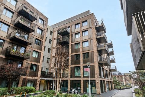 Moulding Lane, London