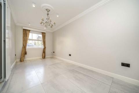 undefined, Somerset Road, London SW19