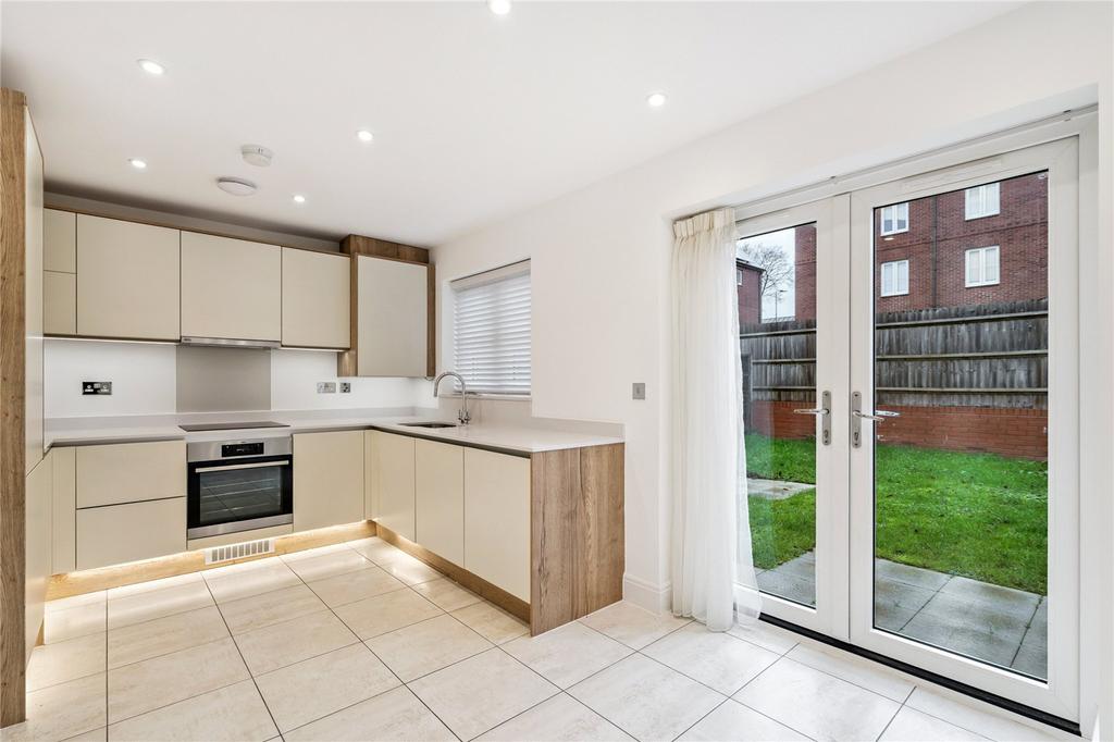Kitchen/Dining