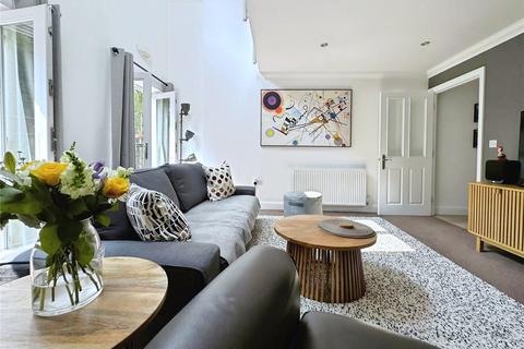 3 bedroom apartment for sale, Fennyland Lane, Kenilworth, Warwickshire