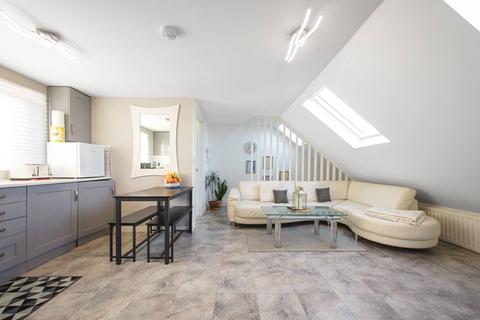1 bedroom flat for sale, Barford Close, Temple Fortune, London, NW4