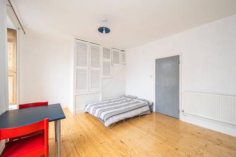 Studio to rent, Mornington Crescent, Mornington Crescent, London, NW1