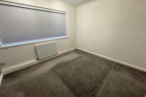 2 bedroom apartment to rent, Malmers Well Road, Buckinghamshire HP13