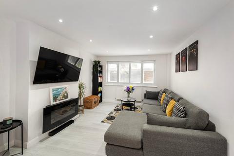 2 bedroom maisonette for sale, Mayfield, Bexleyheath, DA7