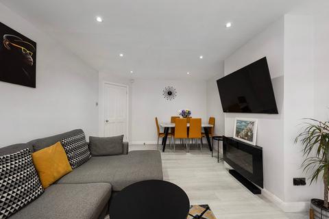 2 bedroom maisonette for sale, Mayfield, Bexleyheath, DA7