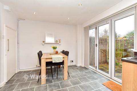 3 bedroom terraced house for sale, The Willows, Sittingbourne ME9