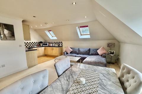 1 bedroom apartment for sale,  Clarendon Place, CAMBERLEY GU15