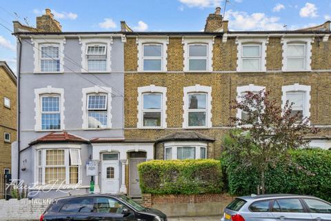 5 bedroom terraced house for sale, Linscott Road, London E5