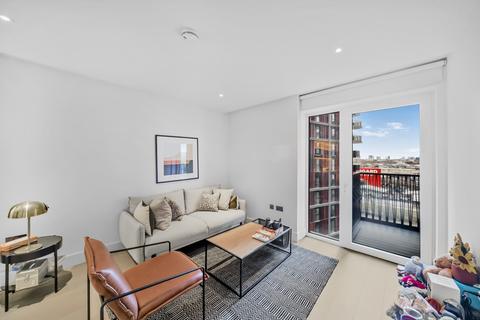 1 bedroom apartment for sale, Cascade Way London W12