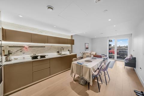 1 bedroom apartment for sale, Cascade Way London W12