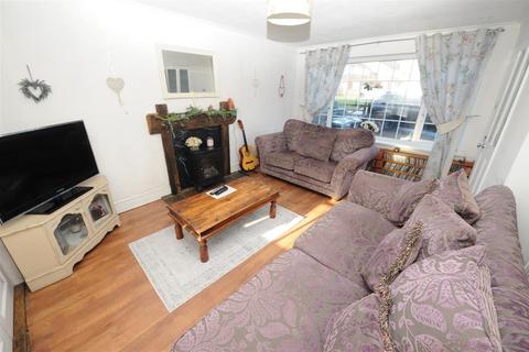 undefined, Peveril Mount, Eccleshill, Bradford