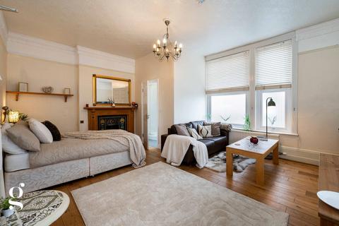 undefined, Large Ensuite Room in Shared House – Whitecross Road, Hereford