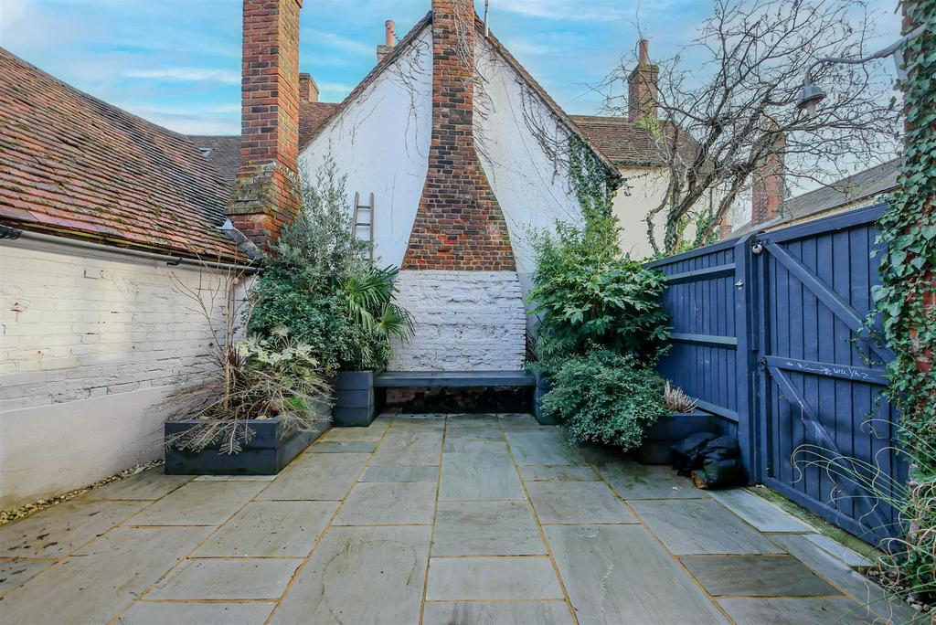 Courtyard Garden