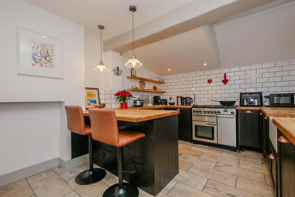 Kitchen/Breakfast Room