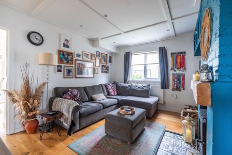 2 bedroom detached bungalow for sale, California Avenue, Scratby