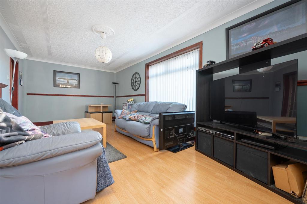 33 Camdean Crescent004.JPG