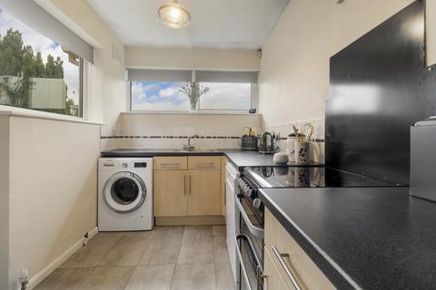 undefined, Worcester WR5