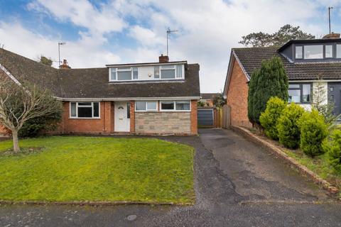 4 bedroom semi-detached bungalow for sale, Goodwood Avenue, Worcester WR5