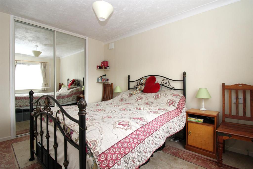 Bedroom.JPG