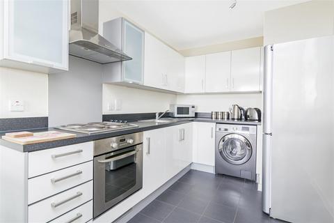 1 bedroom flat to rent, Woods House, Grosvenor Waterside, 7 Gatliff Road, London, SW1W