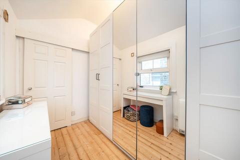 1 bedroom flat for sale, Upper Richmond Road, London SW15