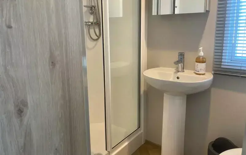 Img 2609 Edit Web 802x505 F50 50