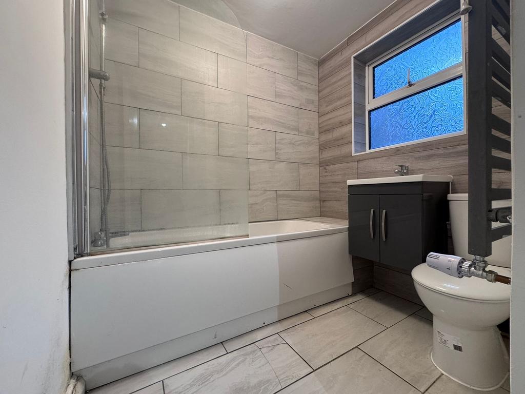 Family Shower Room Wc