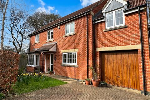 4 bedroom detached house for sale, Waverley Close, Bristol BS37