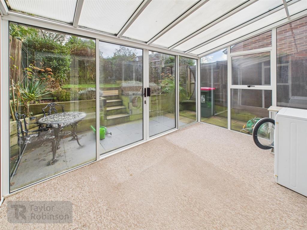 CAM02600 G0-PR0637-STILL006.jpg