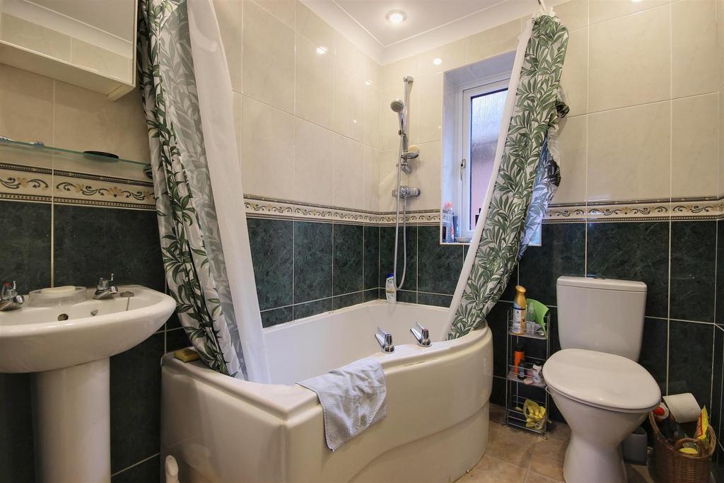 Bathroom/w.c.