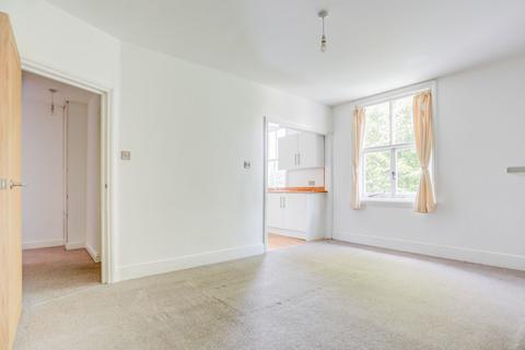 2 bedroom flat to rent, Tisbury Road, Hove, BN3