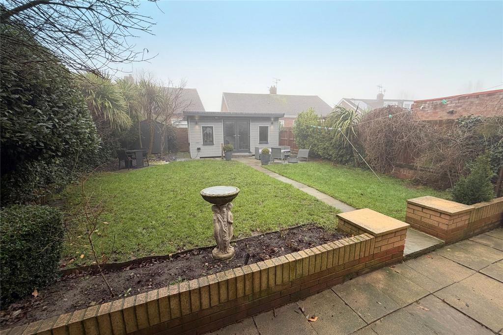 Rear Garden2