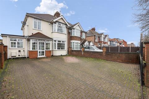 4 bedroom semi-detached house for sale, Great West Road, HOUNSLOW TW5