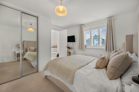 undefined, Cants Lane, Griffin House, RH15