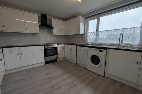 2 bedroom end of terrace house to rent, Anzio Crescent, Burgoyne Heights, Guston, Dover, CT15
