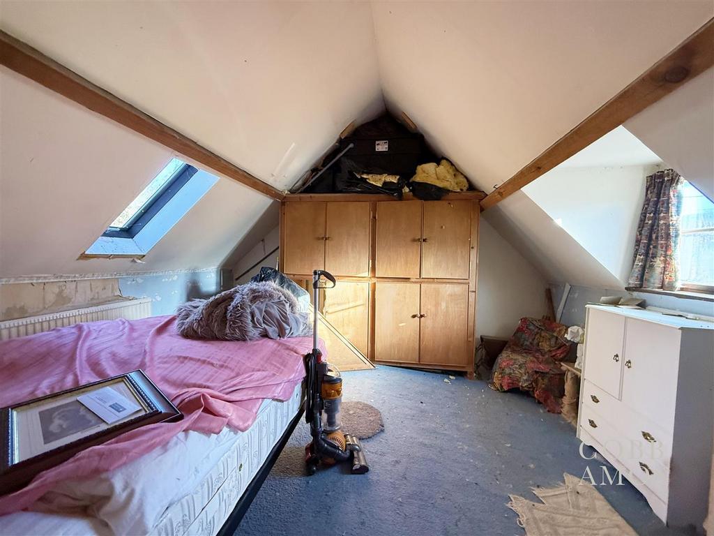 Bedroom 2.jpg