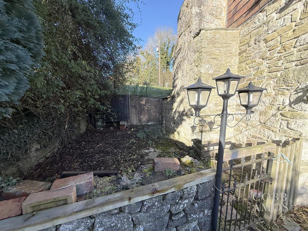 Garden2.jpg