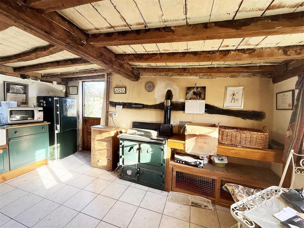 Kitchen.jpg