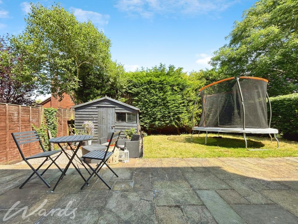 0f2c6f15-Garden 2...