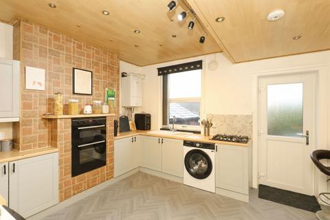 3 bedroom end of terrace house for sale, Wincobank Avenue, Sheffield S5