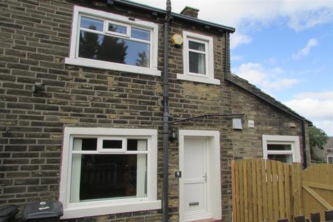 2 bedroom end of terrace house to rent, Wrigley, Halifax HX2