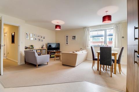 2 bedroom flat for sale, Charrington Place, St. Albans, Hertfordshire, AL1