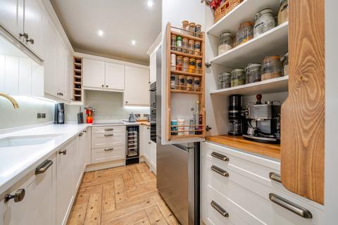 2 bedroom apartment for sale, Beulah Hill, London