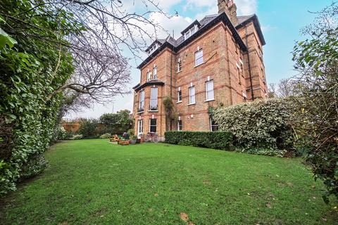 2 bedroom apartment for sale, Beulah Hill, London
