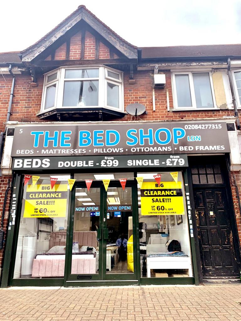 One Double Bedroom Flat Available to Let in Harro