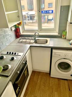 1 bedroom flat to rent, Headstone Garden, HA2