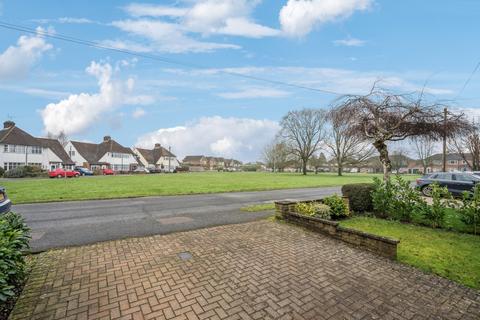 3 bedroom semi-detached house for sale, Highfield Close, Amersham