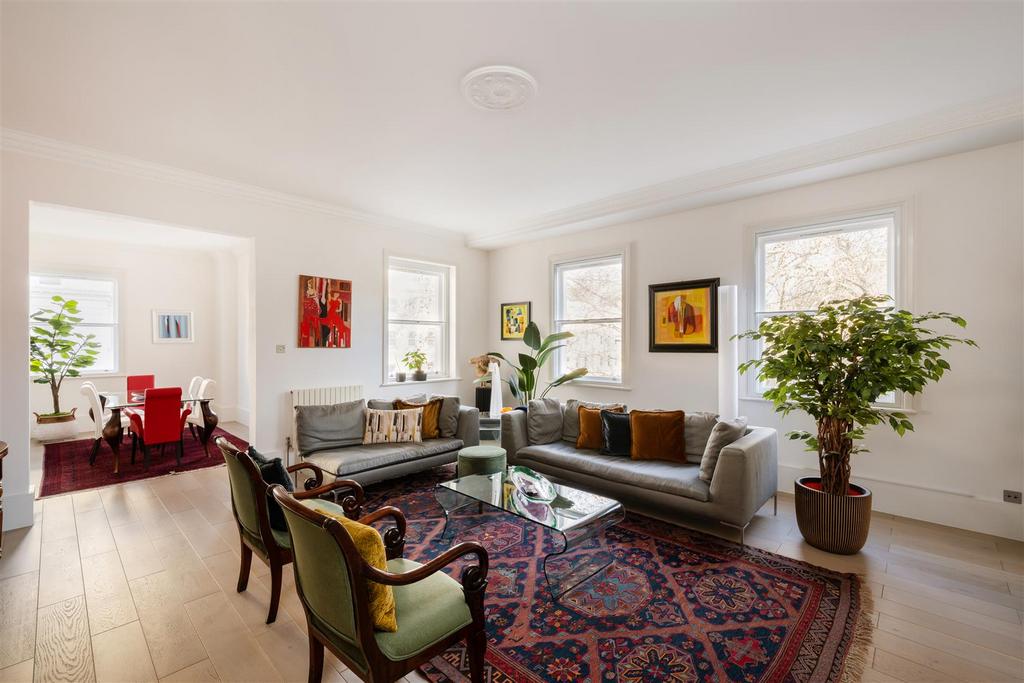 14 Salisbury House Hi-6.jpg