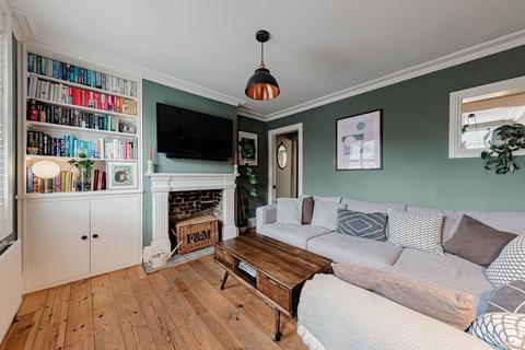 2 bedroom terraced house for sale, Minster Road, Faversham, ME13