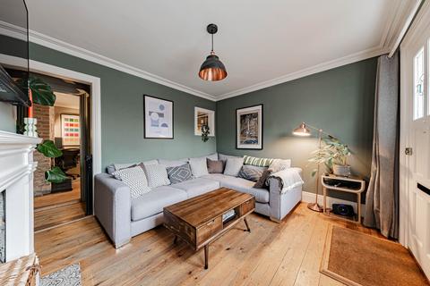2 bedroom terraced house for sale, Minster Road, Faversham, ME13